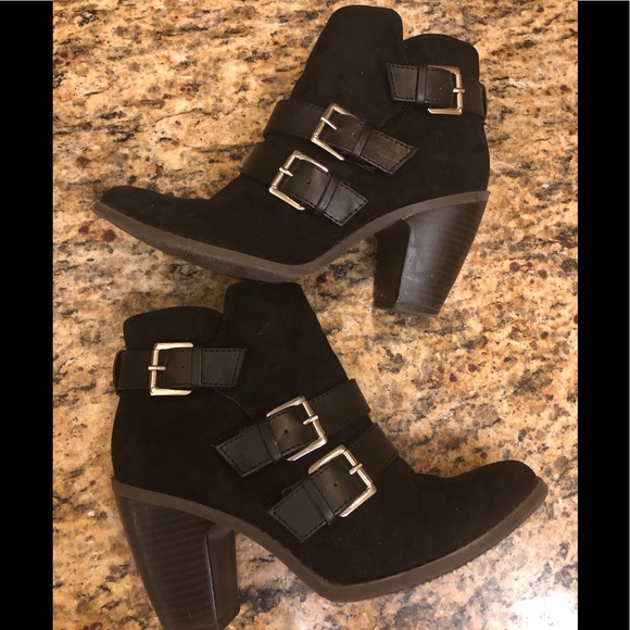 Mossimo Supply Co. Shoes - Mossimo Women’s Black Faux Suede Booties Size 6.5